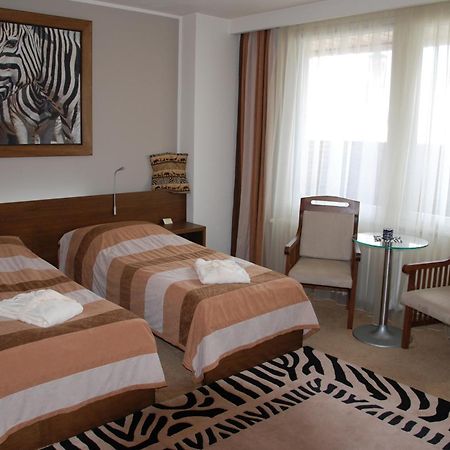 Afrika Hotel Frydek-Mistek Luaran gambar